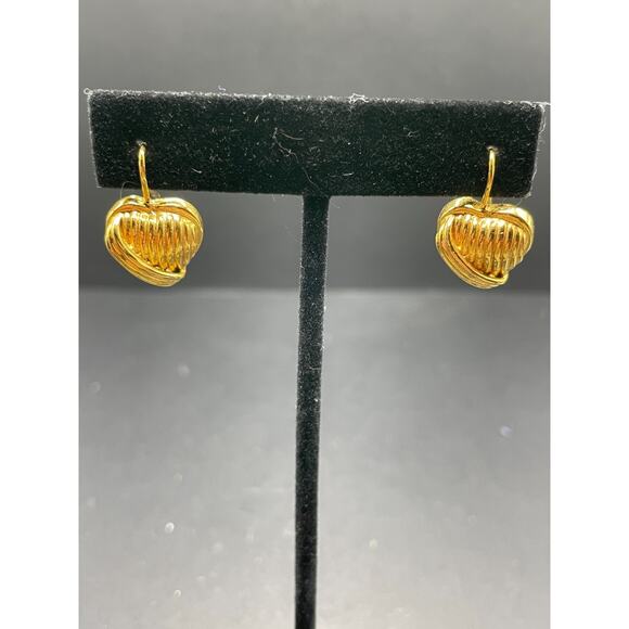 Vintage Carolee Signed Heart Solid Gold Tone Drop Dangle Earrings 14.6mm - Picture 1 of 6